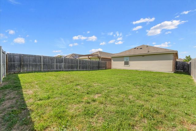 5805 Honey Creek Street, Fort Worth, TX 76179