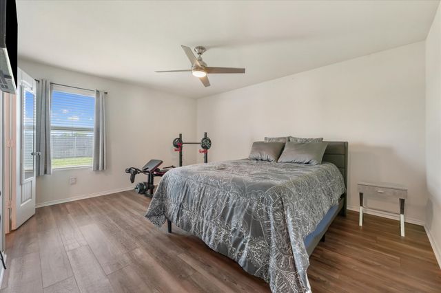 5805 Honey Creek Street, Fort Worth, TX 76179