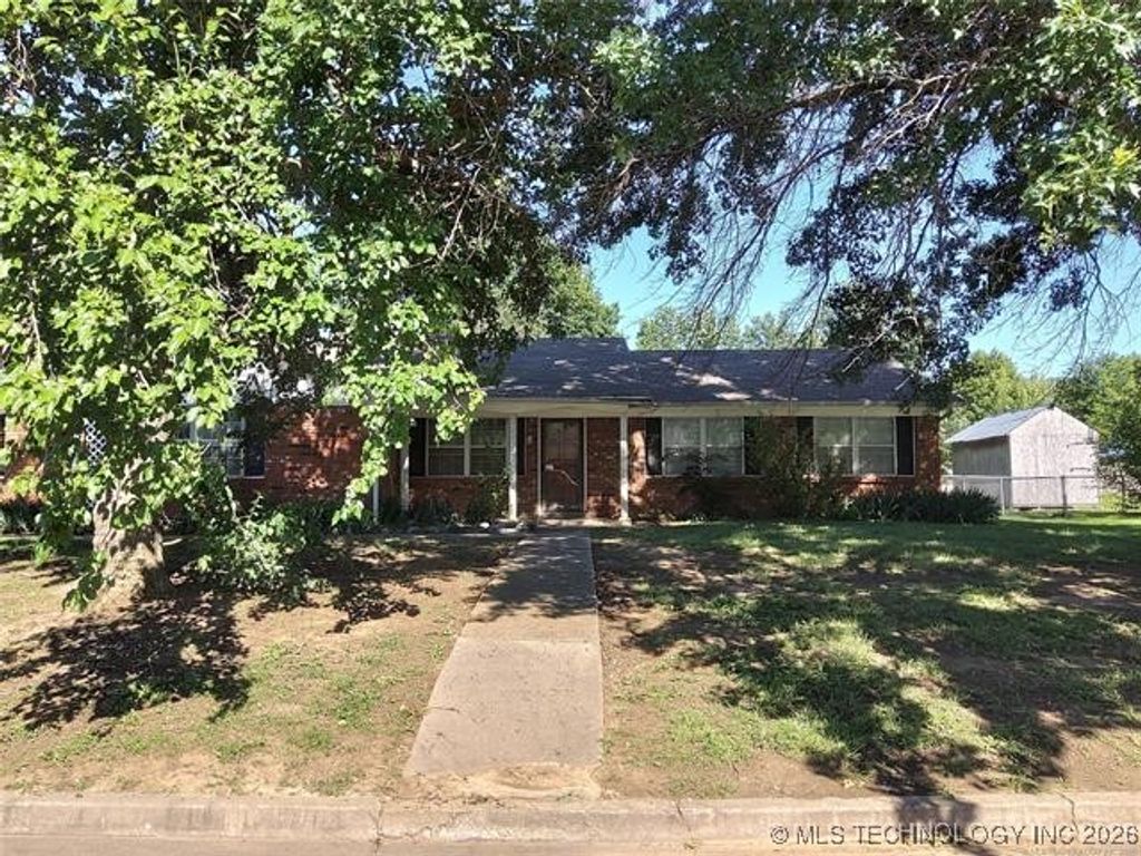 11727 N 103rd East Avenue, Owasso, OK 74055