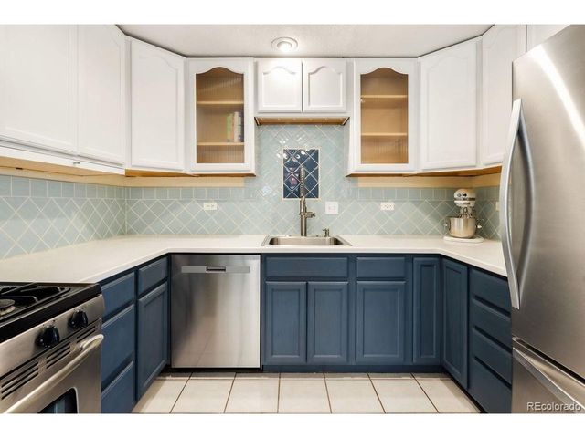 1029 N Pennsylvania St 2E, Denver, CO 80203