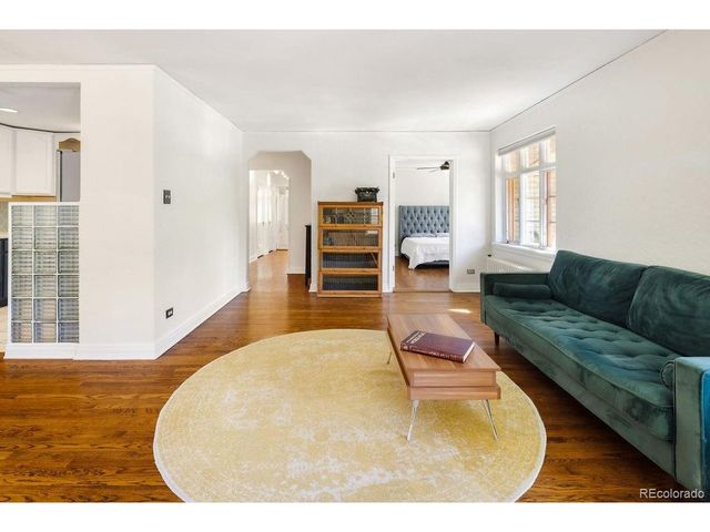 1029 N Pennsylvania St 2E, Denver, CO 80203