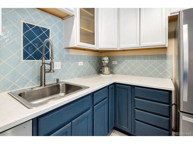 1029 N Pennsylvania St 2E, Denver, CO 80203