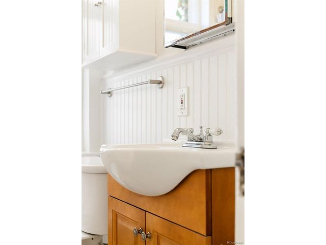 1029 N Pennsylvania St 2E, Denver, CO 80203