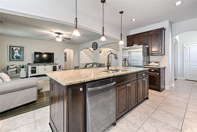 6010 Park View Drive, Midlothian, TX 76065