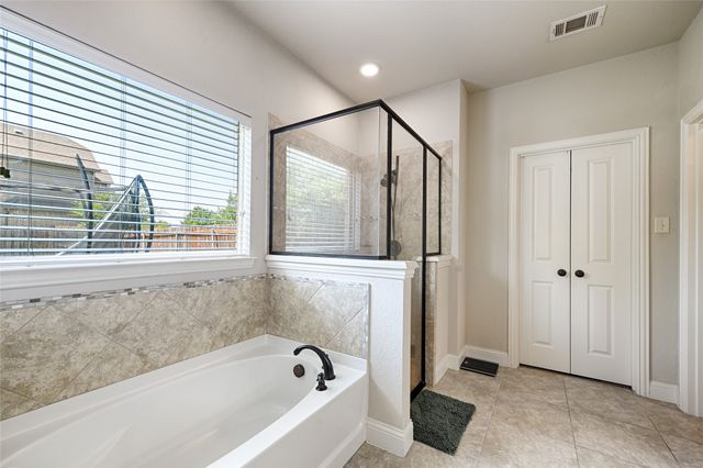 6010 Park View Drive, Midlothian, TX 76065