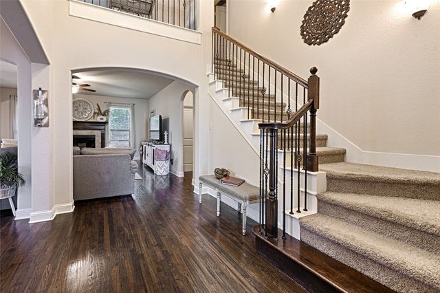 6010 Park View Drive, Midlothian, TX 76065