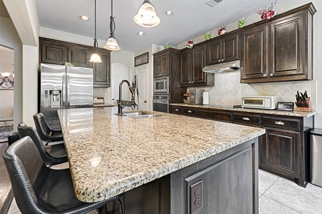 6010 Park View Drive, Midlothian, TX 76065