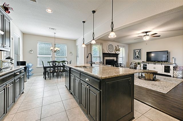 6010 Park View Drive, Midlothian, TX 76065