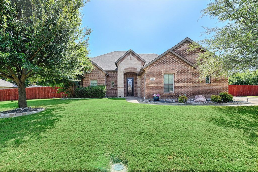 6010 Park View Drive, Midlothian, TX 76065