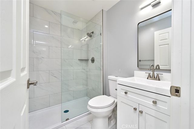 708 N El Molino, Pasadena, CA 91104