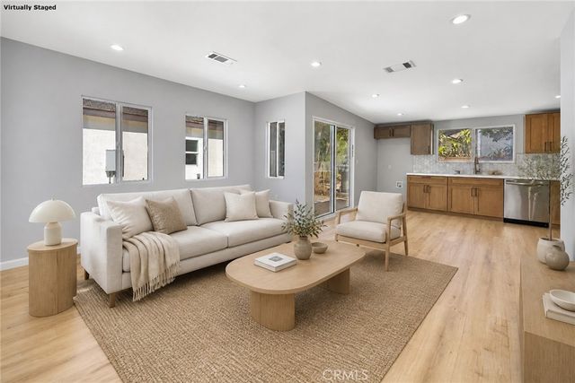 708 N El Molino, Pasadena, CA 91104