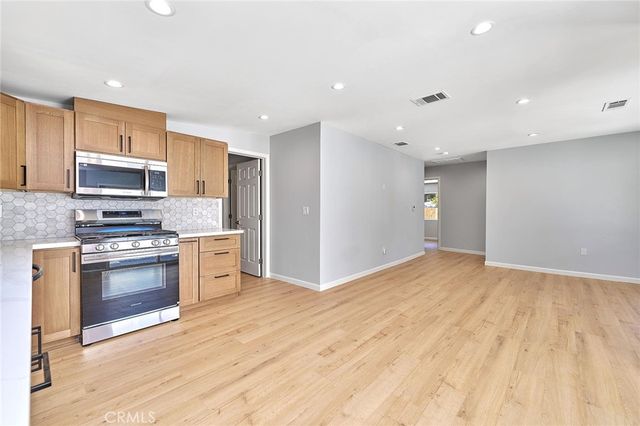 708 N El Molino, Pasadena, CA 91104