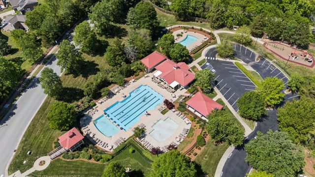 7476 Riverland Dr, Nashville, TN 37221