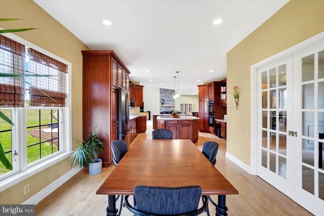 750 RYDELL DR, Dallastown, PA 17313