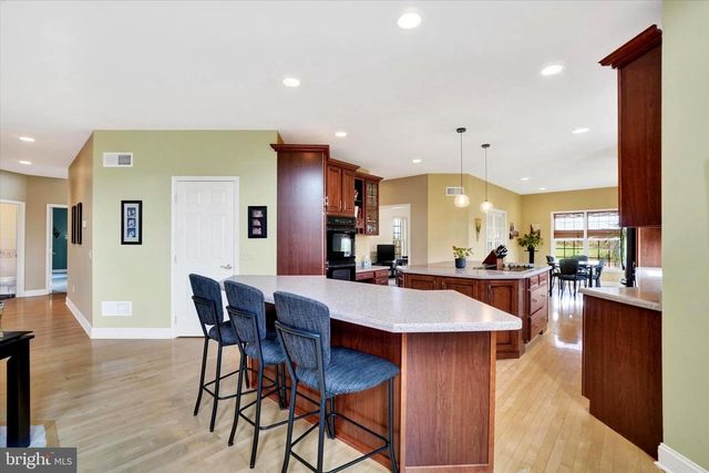 750 RYDELL DR, Dallastown, PA 17313