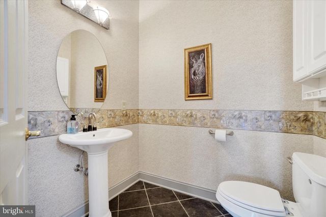 750 RYDELL DR, Dallastown, PA 17313