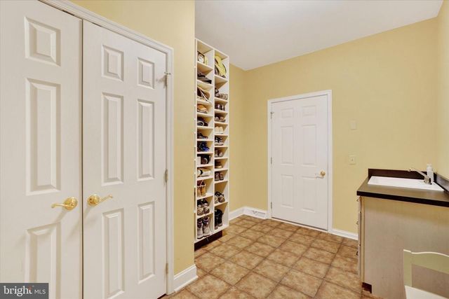 750 RYDELL DR, Dallastown, PA 17313