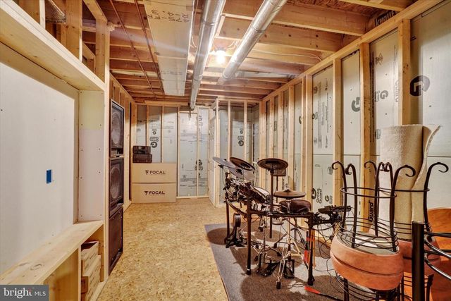 750 RYDELL DR, Dallastown, PA 17313