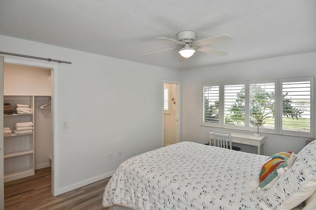 1200 TARPON CENTER DRIVE 108, Venice, FL 34285