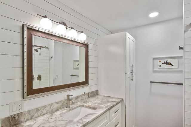 1200 TARPON CENTER DRIVE 108, Venice, FL 34285