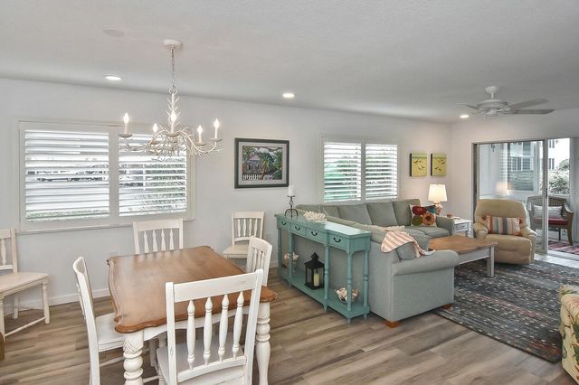 1200 TARPON CENTER DRIVE 108, Venice, FL 34285