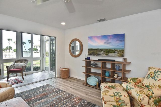 1200 TARPON CENTER DRIVE 108, Venice, FL 34285