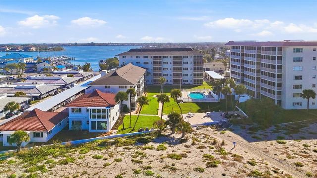 1200 TARPON CENTER DRIVE 108, Venice, FL 34285