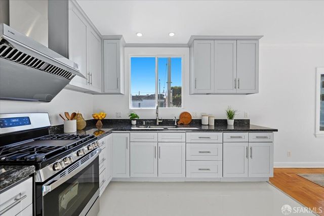 1850 Judah Street, San Francisco, CA 94122