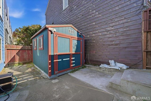 1850 Judah Street, San Francisco, CA 94122