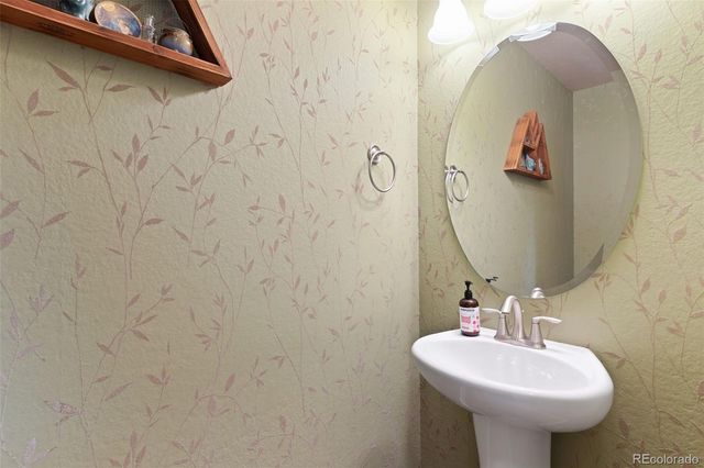 1585 Gold Hill Mesa Drive, Colorado Springs, CO 80905