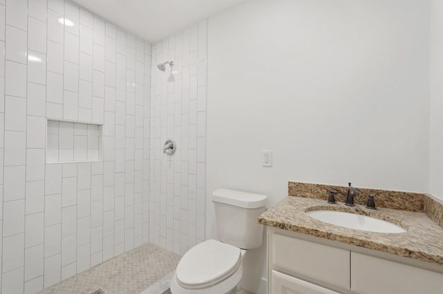 4407 Knightsbridge Boulevard, Sugar Land, TX 77479