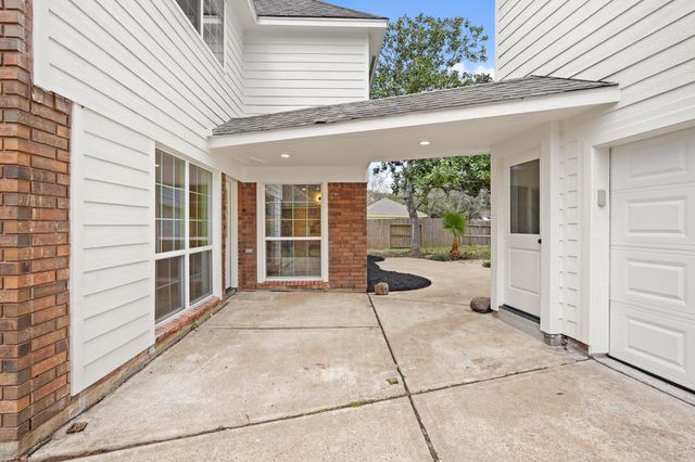 4407 Knightsbridge Boulevard, Sugar Land, TX 77479