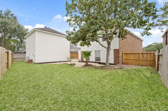 4407 Knightsbridge Boulevard, Sugar Land, TX 77479