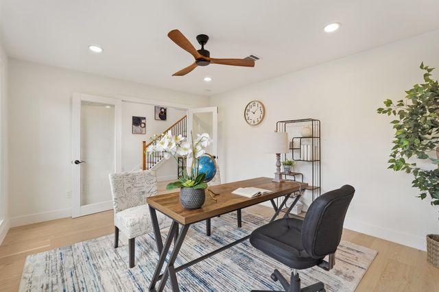 4407 Knightsbridge Boulevard, Sugar Land, TX 77479