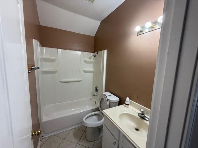 13735 Daehne Drive, Houston, TX 77014