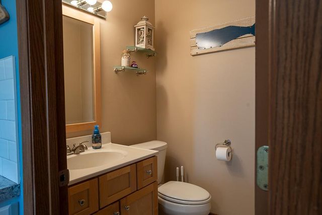 9478 Ranchview Lane N, Maple Grove, MN 55369