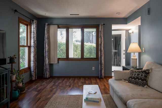 9478 Ranchview Lane N, Maple Grove, MN 55369