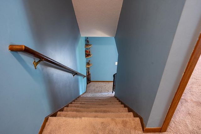 9478 Ranchview Lane N, Maple Grove, MN 55369