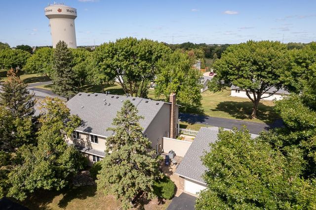 9478 Ranchview Lane N, Maple Grove, MN 55369