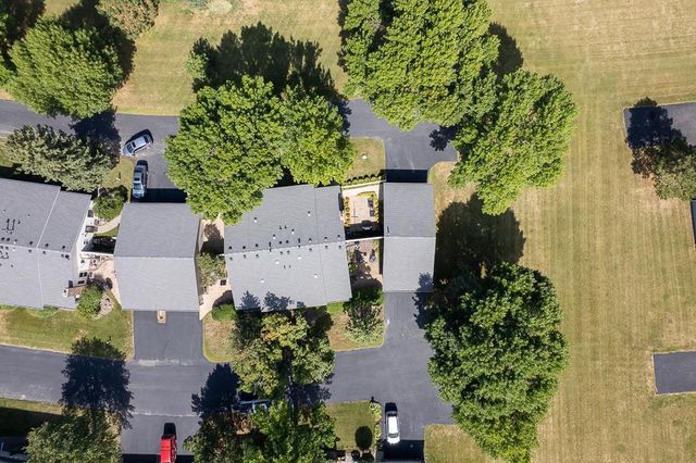 9478 Ranchview Lane N, Maple Grove, MN 55369