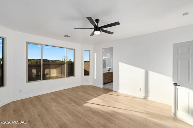 11955 N Raphael Way, Tucson, AZ 85742