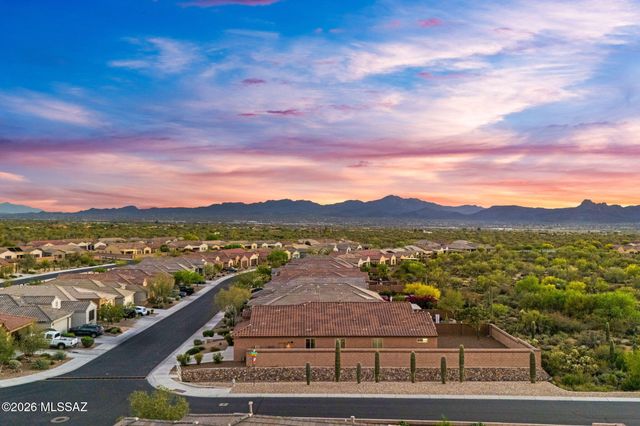 11955 N Raphael Way, Tucson, AZ 85742