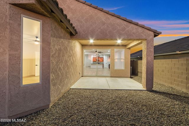 11955 N Raphael Way, Tucson, AZ 85742