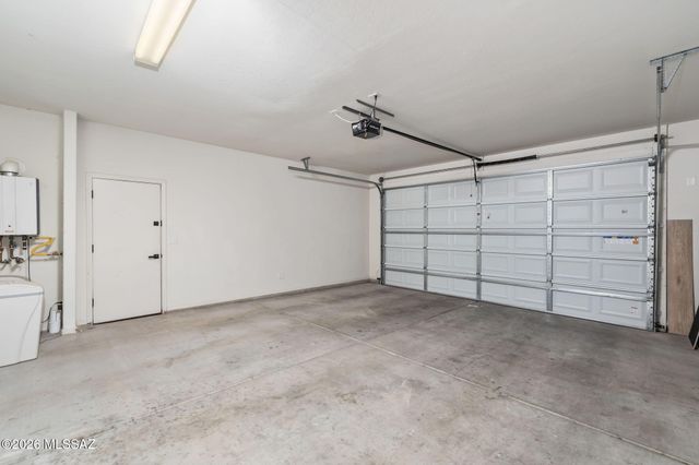 11955 N Raphael Way, Tucson, AZ 85742