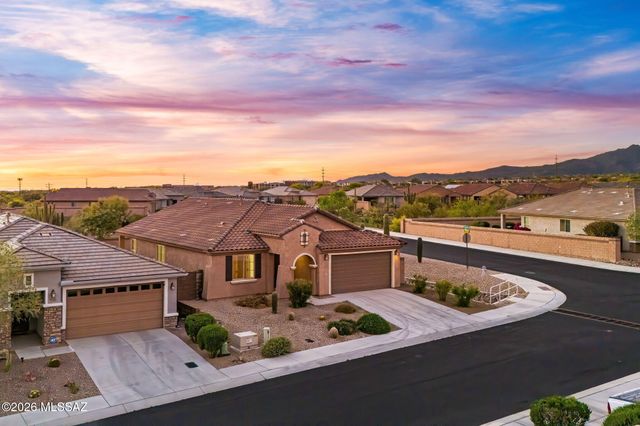 11955 N Raphael Way, Tucson, AZ 85742