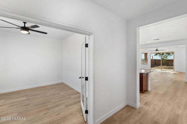 11955 N Raphael Way, Tucson, AZ 85742