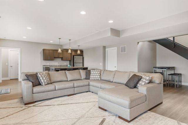 155 Lane 282 B Hamilton Lake, Hamilton, IN 46742