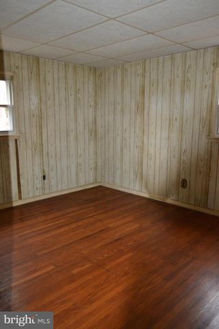 1625 HILLCREST LN, Aston, PA 19014