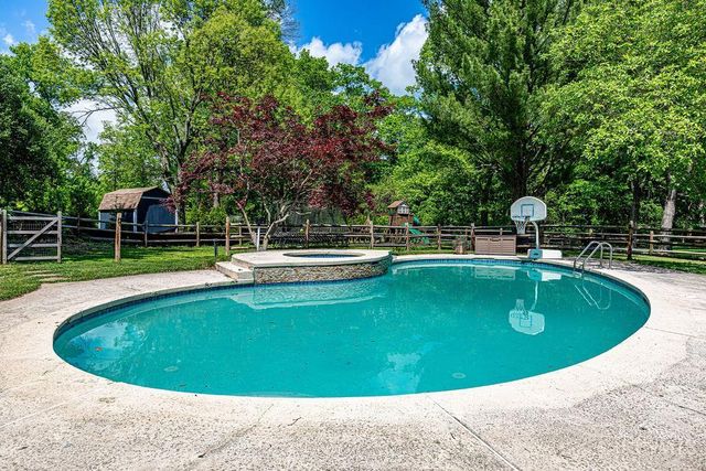 6826 Wetheridge Drive, Anderson Twp, OH 45230