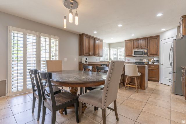 13537 S PALAWAN WAY, Riverton, UT 84065